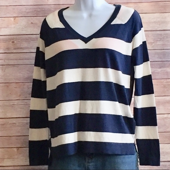⭐️4/$30 Banana Republic Navy Stripe Sheer Back Sweater - Picture 2 of 4